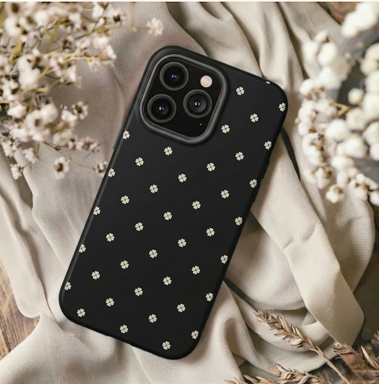 Mini Daisy Black iPhone Case Cover